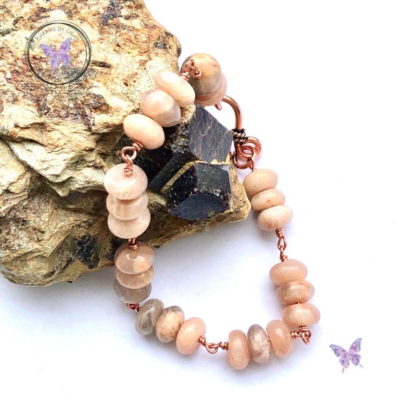 Sunstone Copper Link Bracelet With Hook Clasp